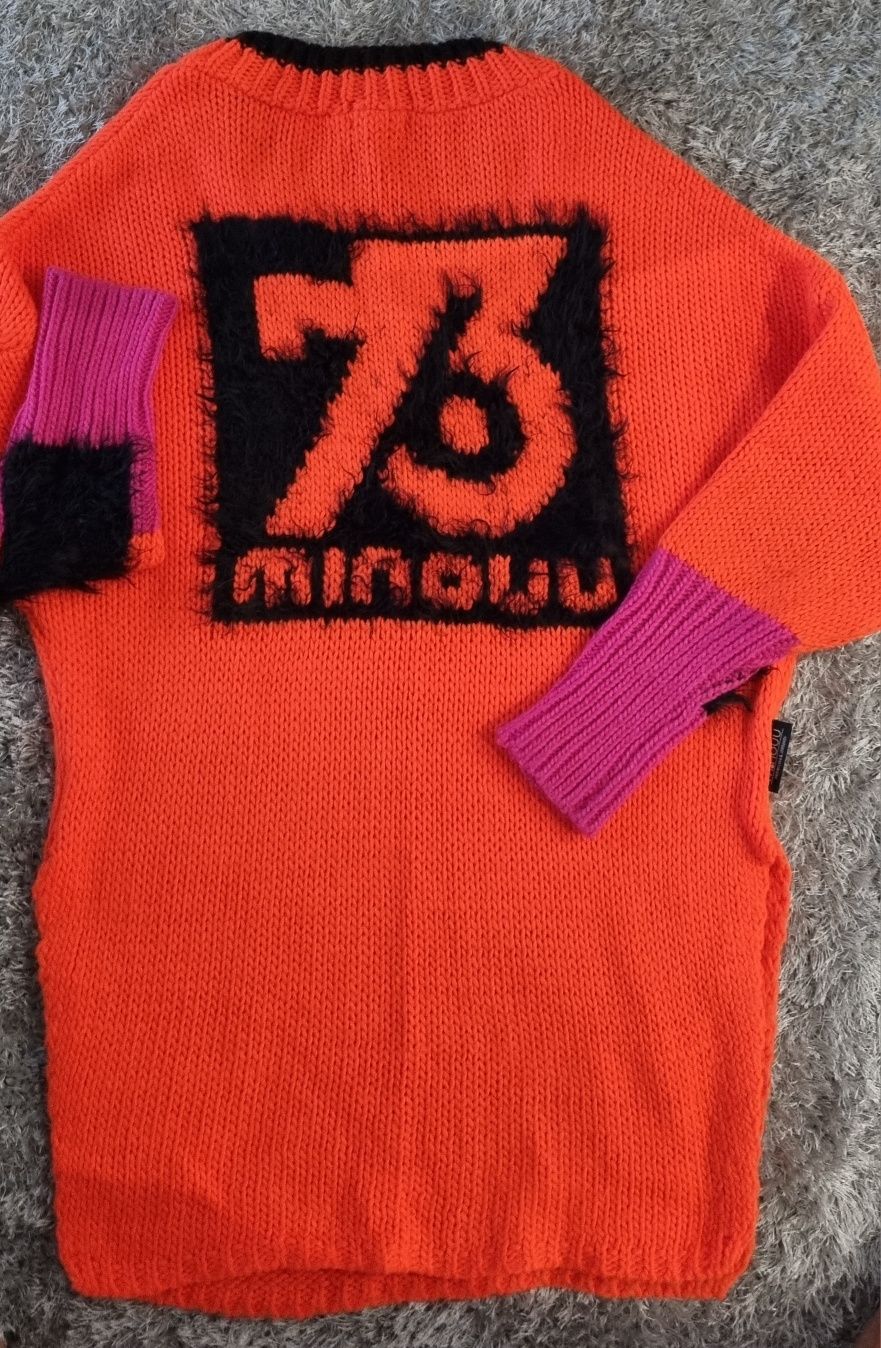 sweter Minouu r.uniwersalny