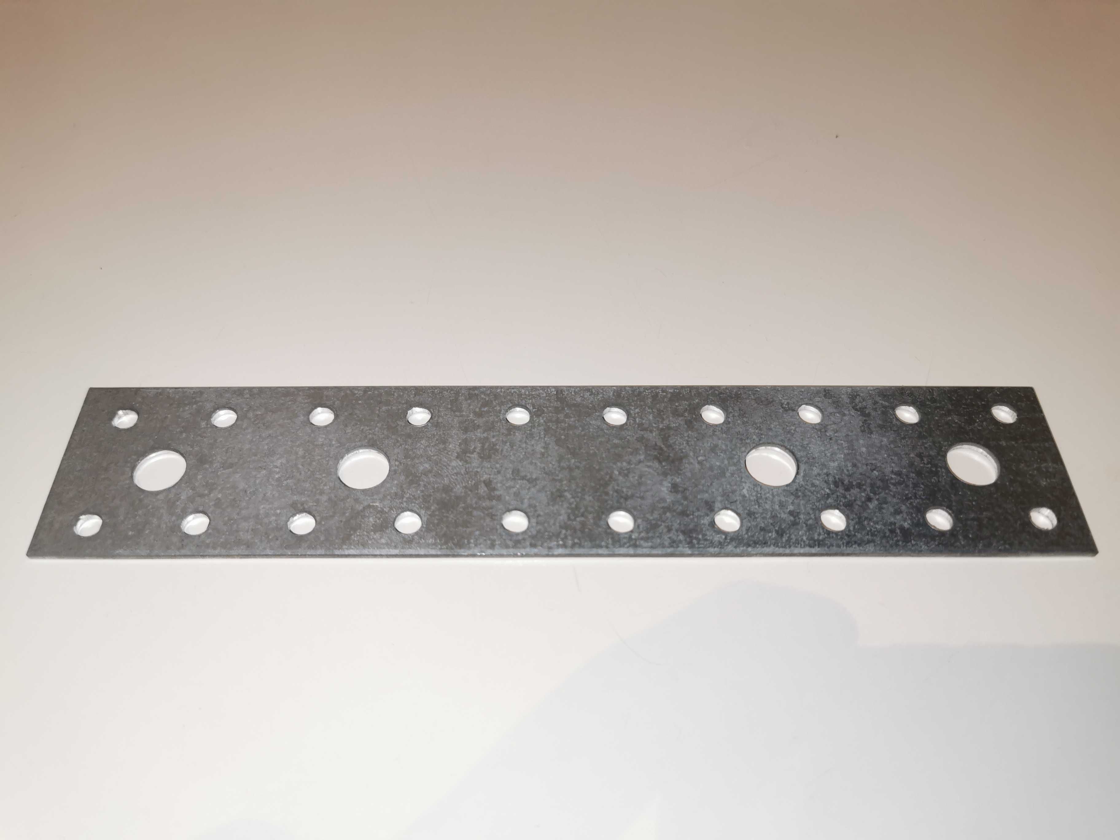 Łącznik ciesielski, płaski, płytka, ocynkowany 40x200x2.5mm - 1 sztuka