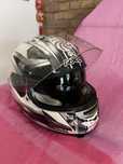 Kask na motor ………..9