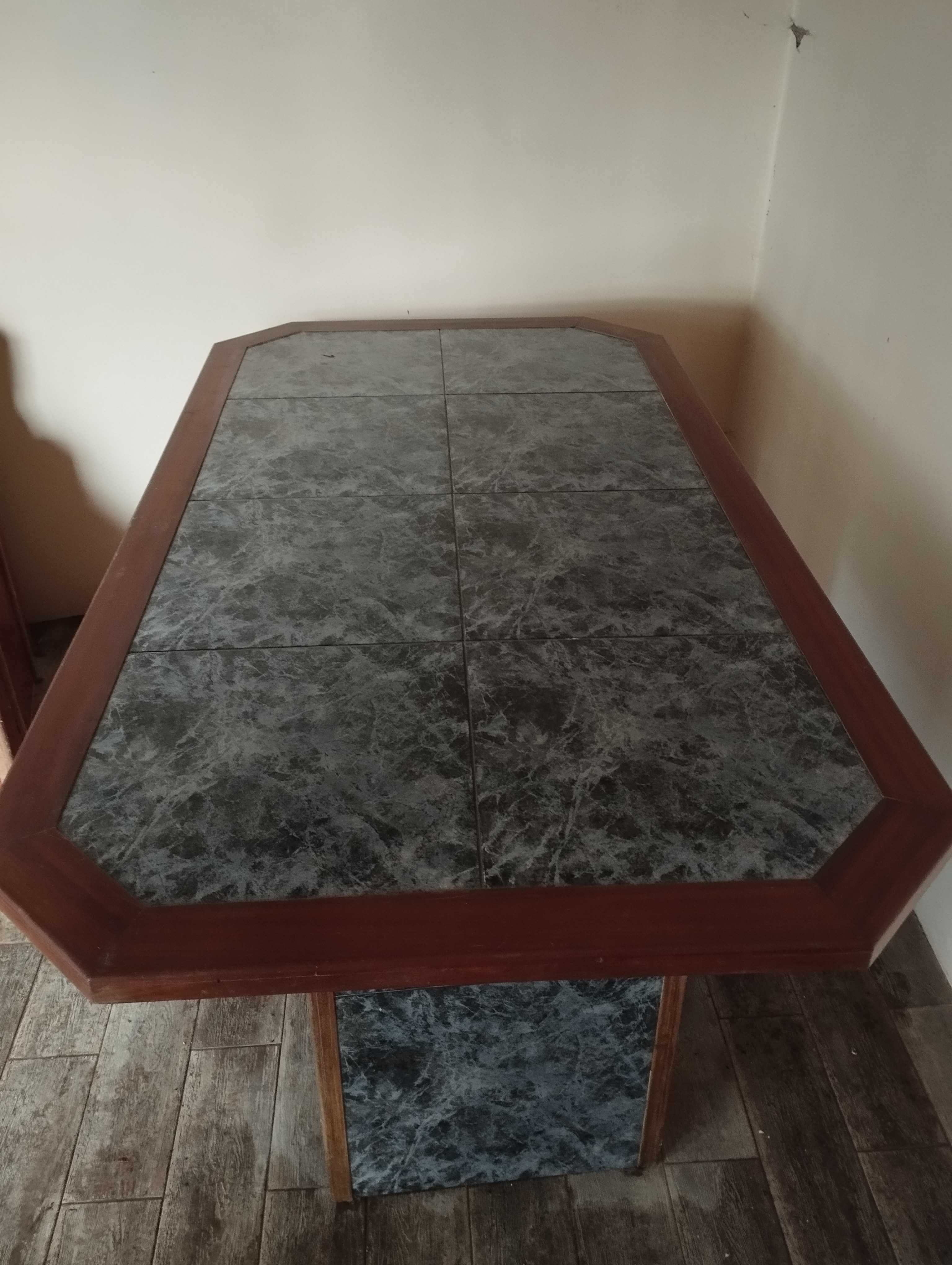 Mesa grande, robusta e duradoura