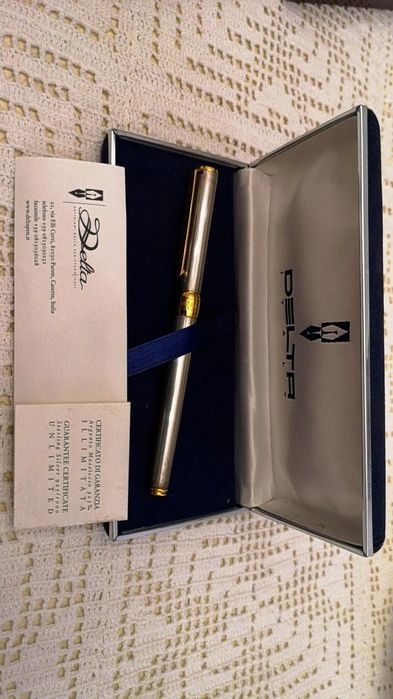 Caneta tinta permanente Delta