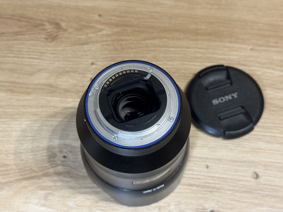 Zeiss Batis 25mm f2.0