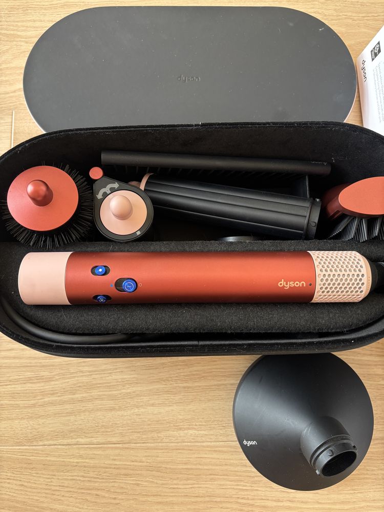 Dyson airwrap complete long volumise