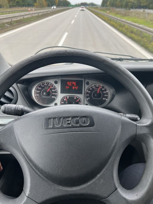 Iveco daily 2,3 hpi wywrotka bliźniak / nowa zabudowa /2011/super stan