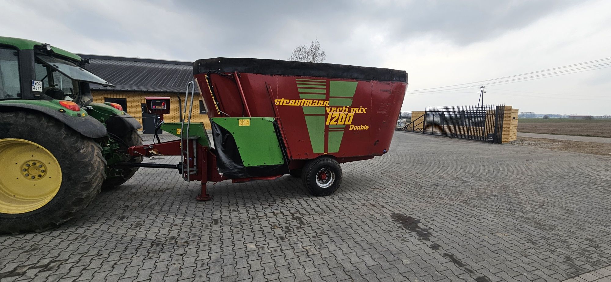 Paszowóz ,Wóz Paszowy Strautmann Vertimix 12m3