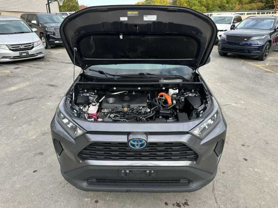 2022 Toyota RAV4 LE 2.5 Hybrid