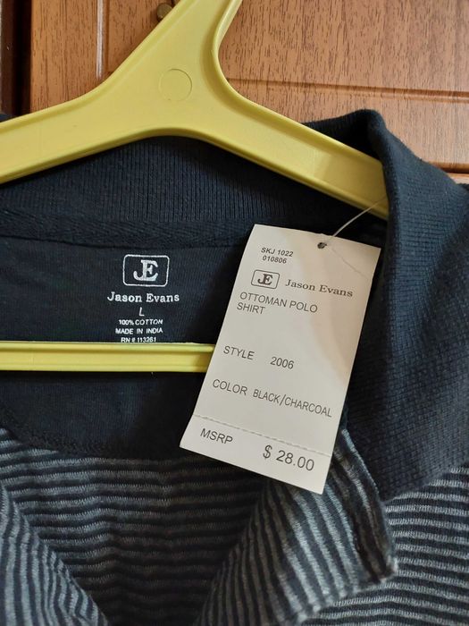 Продам мужскую футболку.