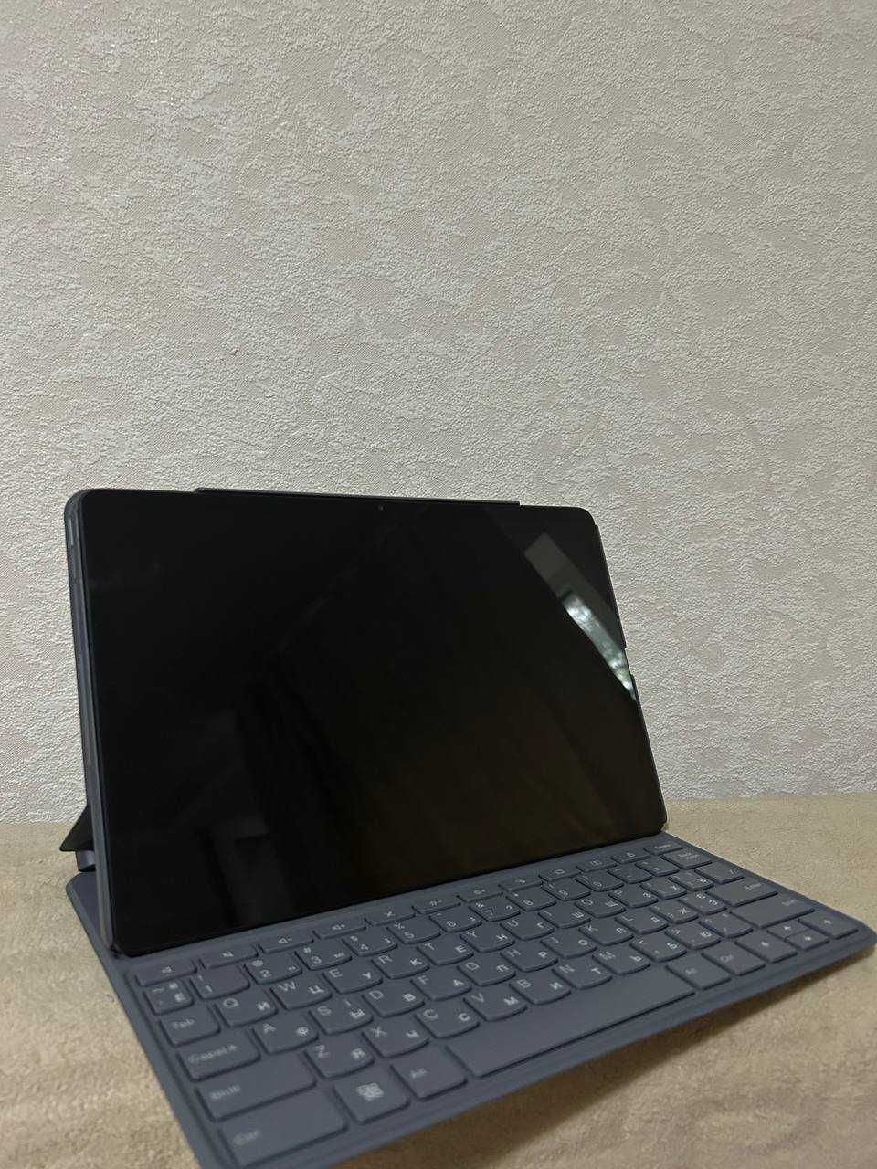 Планшет Lenovo Tab K11 8/128 WiFi (ZADL0071UA) Luna Grey + KB & Pen