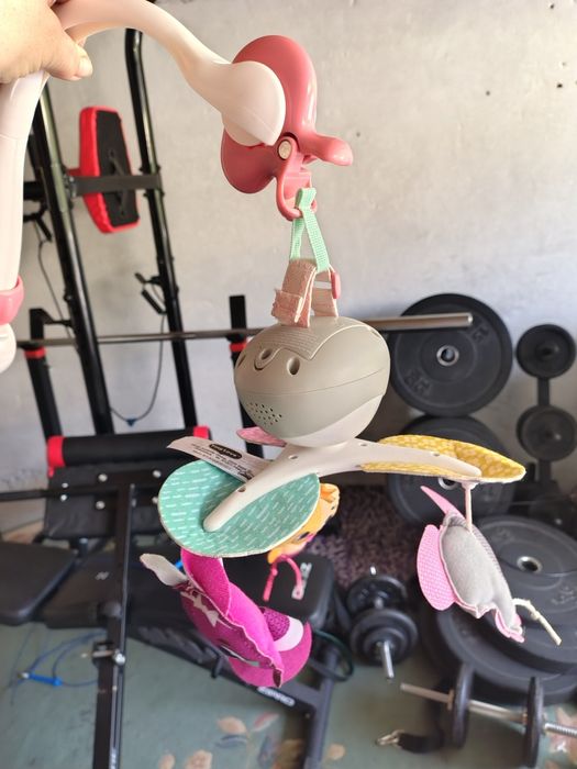 Sprzedam karuzelę do łóżeczka