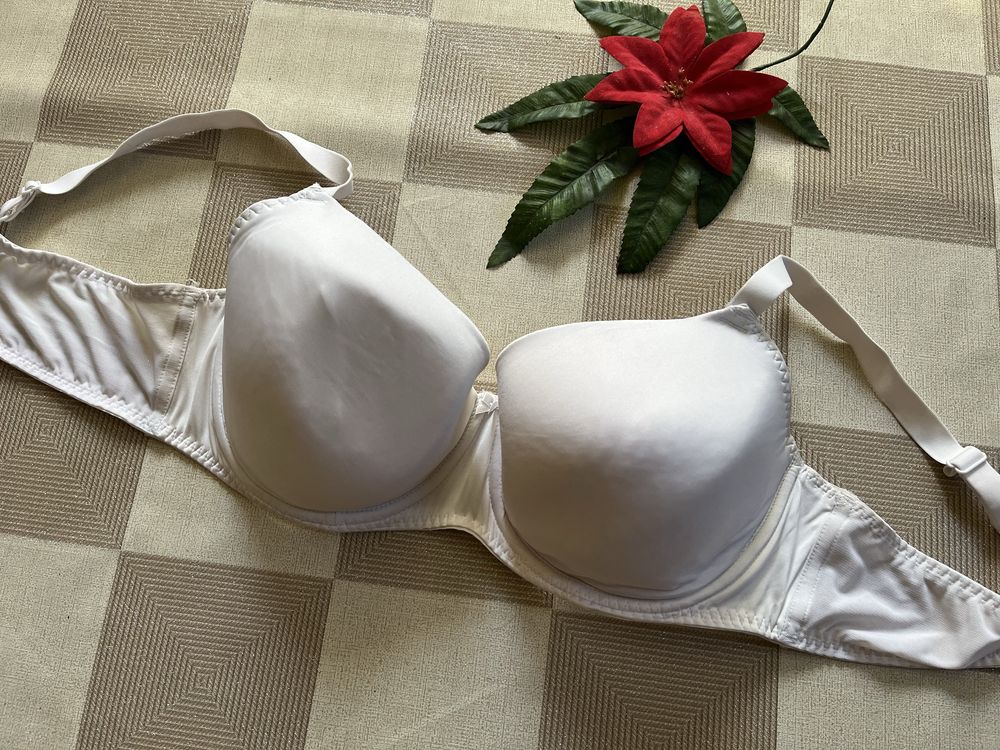 Biustonosz biały push up modelujący George 90F luksusowy