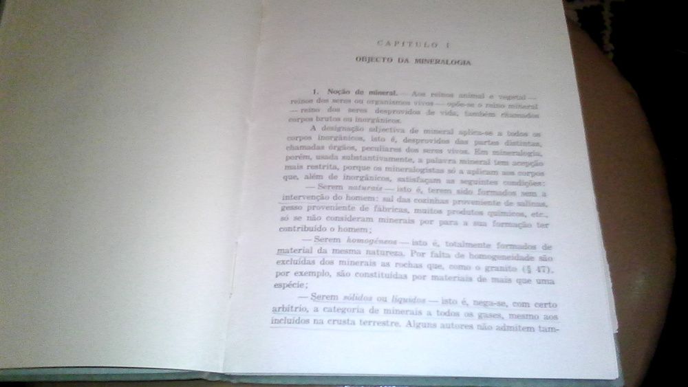 Compêndio de Mineralogia e Geologia, de 1959