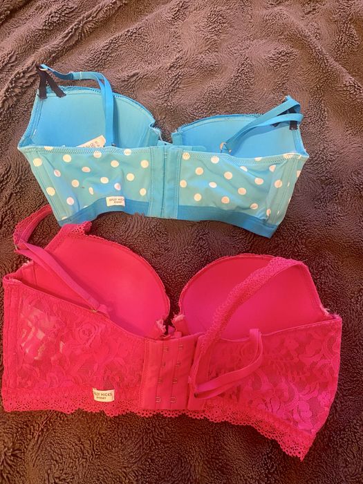 Balkonetki stanik biustonosz