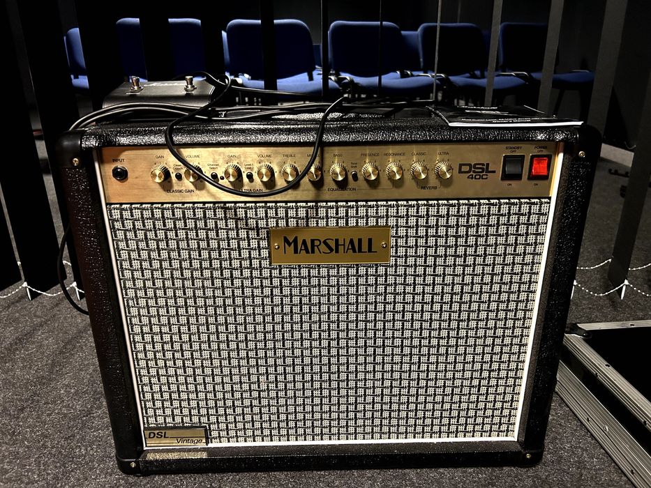 Marshall DSL 40 combo