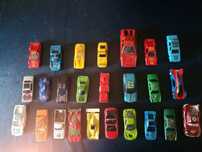 Lote de 25 carrinhos