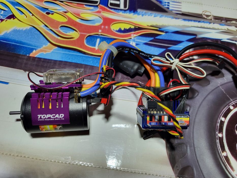 Combo bezszczotkowe do modeli RC Hobbyking 100A 6.5T