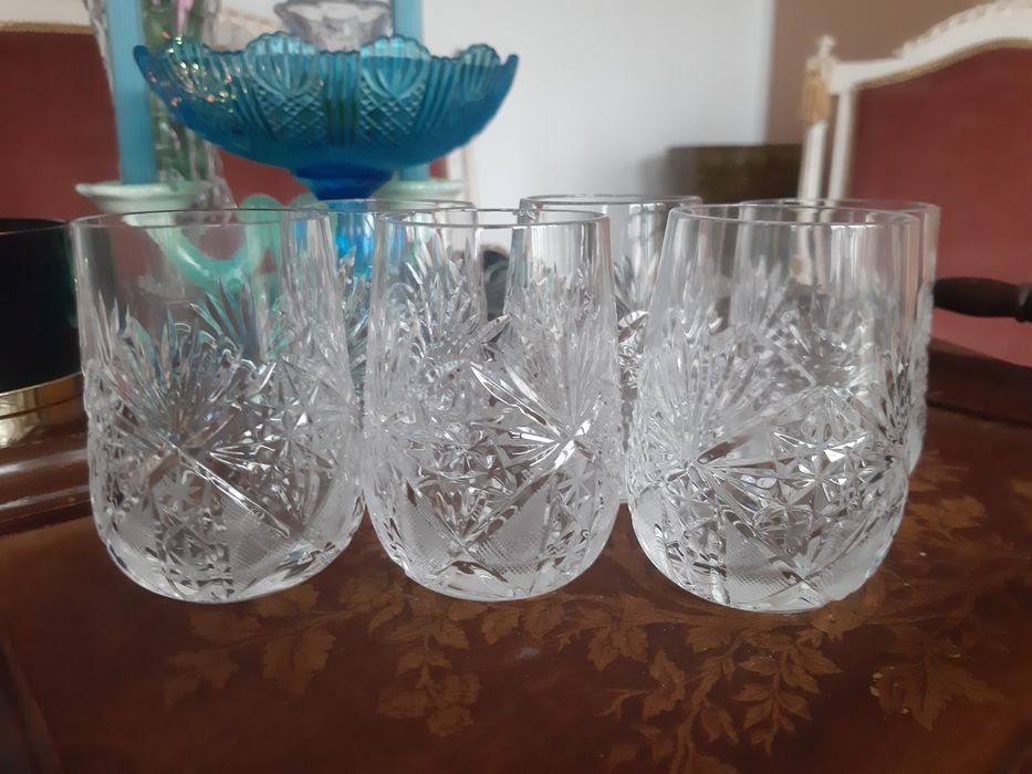Szklanki krysztalowe