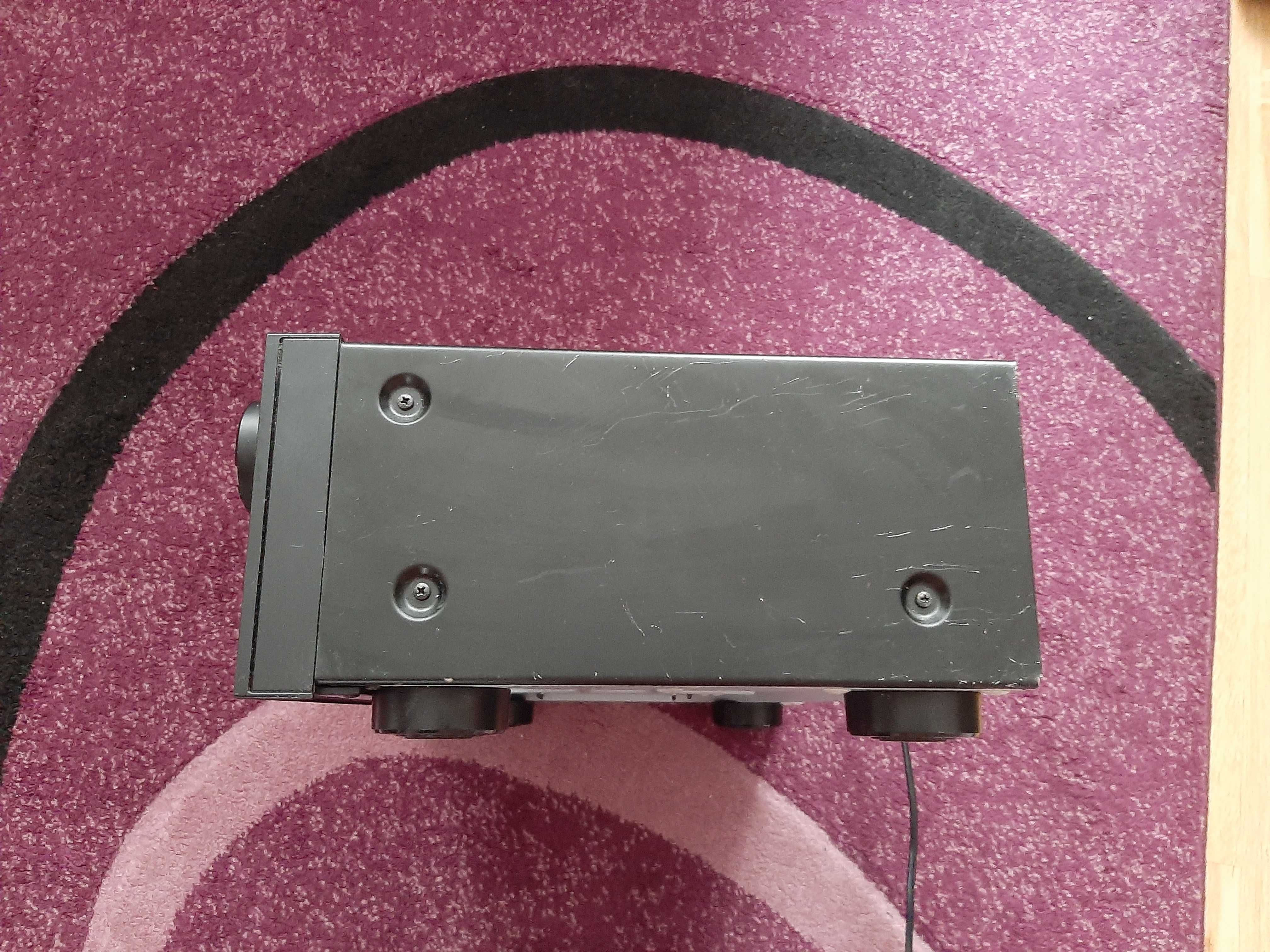 Amplituner Onkyo z pilotem sprzedam