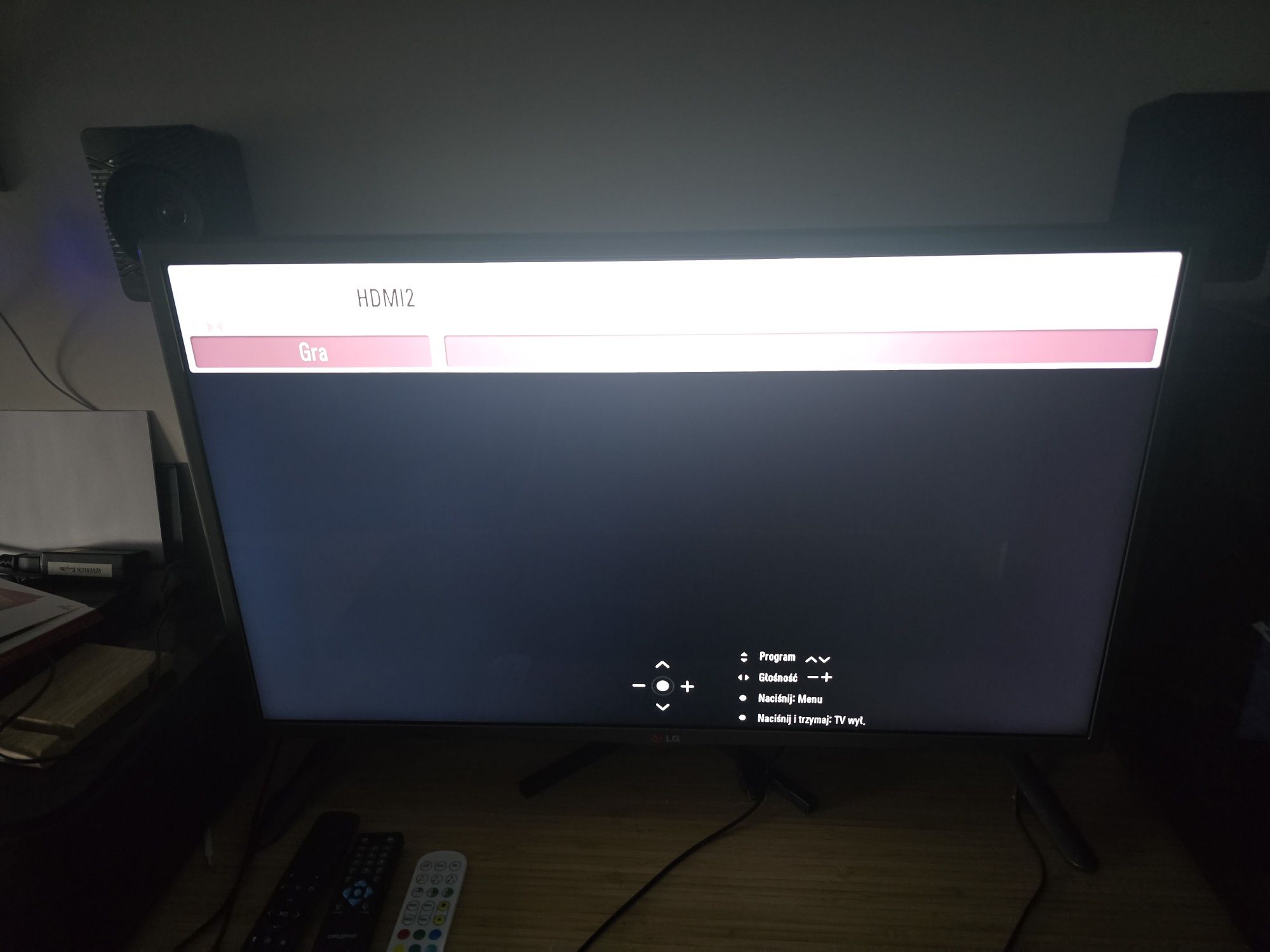 Telewizor TV LG 32" Full HD + uchwyt ścienny "ramię"