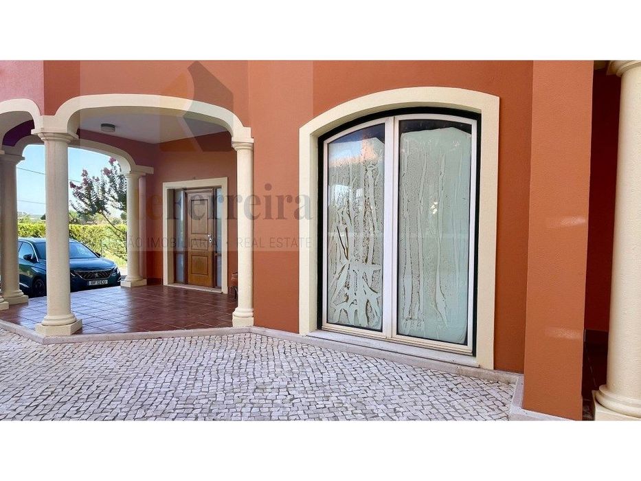 Espaço Comercial no Condominio Campo Real, Turcifal!