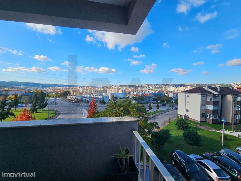 T3 Renovado em Coimbra – Último Andar, Vista Panorâmica - Quinta da Fo