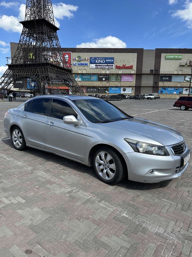 Продам Honda Accord 7