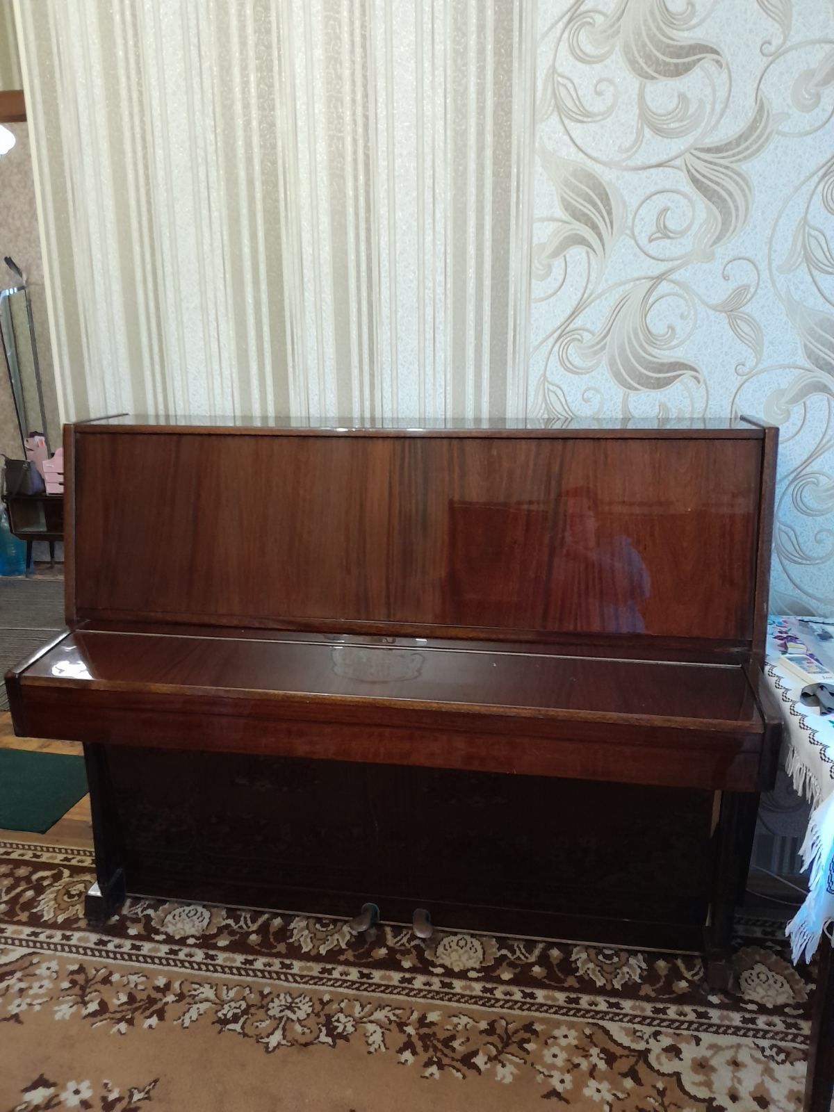 Пианино " Украина"
