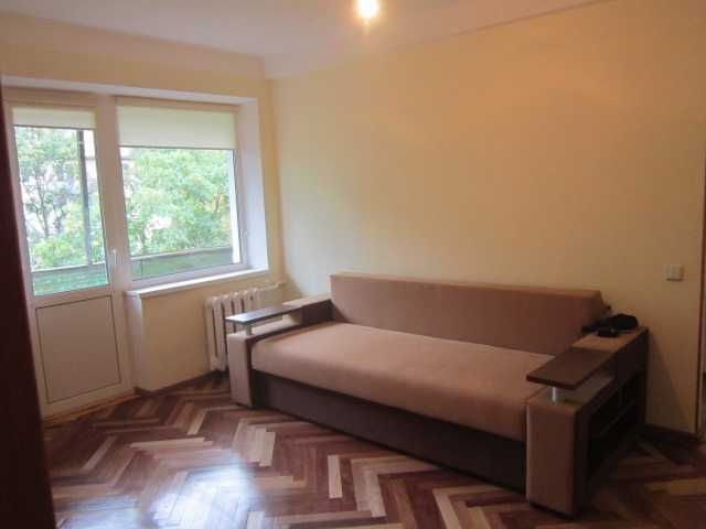 Сдам 2 х ком  Голосеевский пр 89, м Выставочный центр, Голосеевский рн