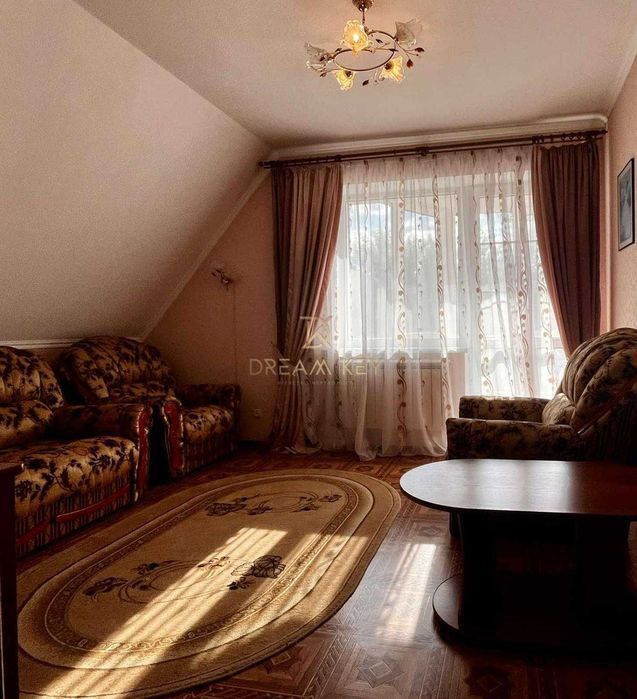 Продам теплий будинок 210кв, 3 спальні, камін, вихід до річки Осокорки