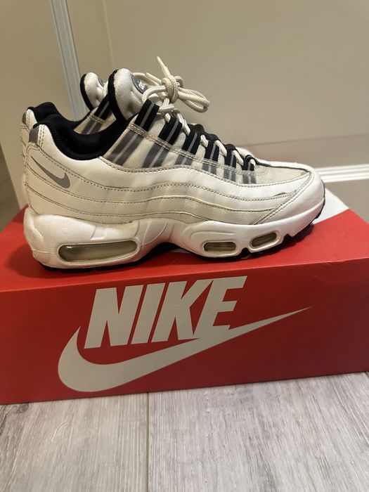 Nike airmax кроссовки кожнаные женские оригинал