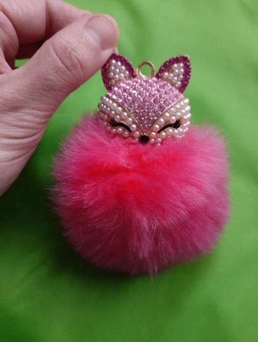 Zawieszka do breloczka 'Kot z różowym futrem'