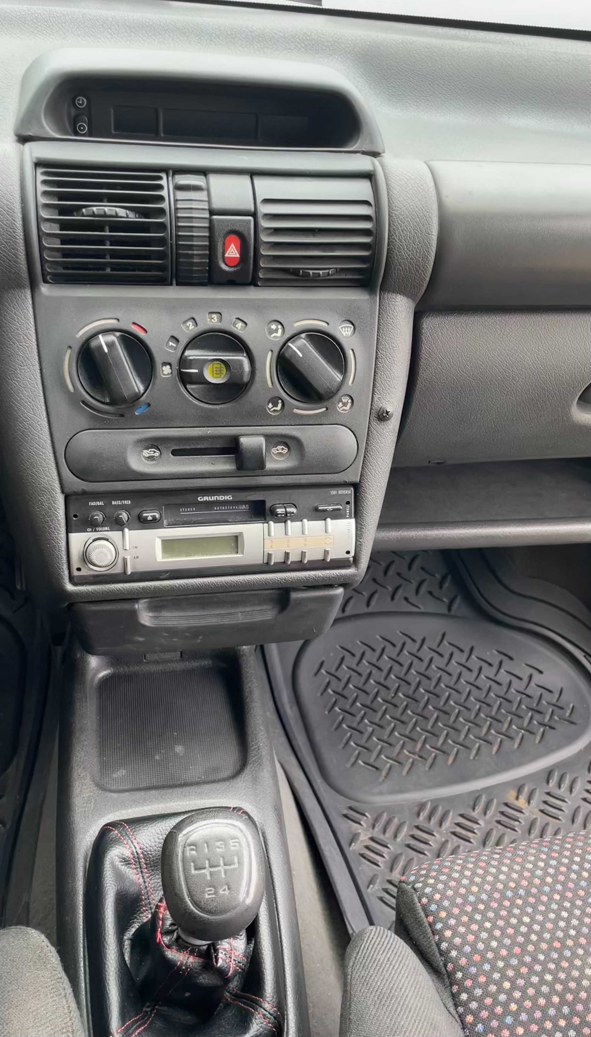 Opel Corsa 1.5 TD