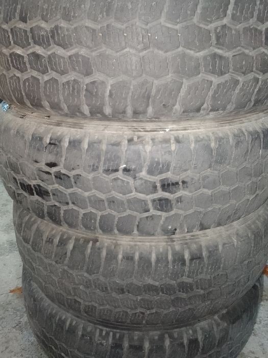 4 Opony wielosezonowe 195/70r15C SAVA 6.5mm