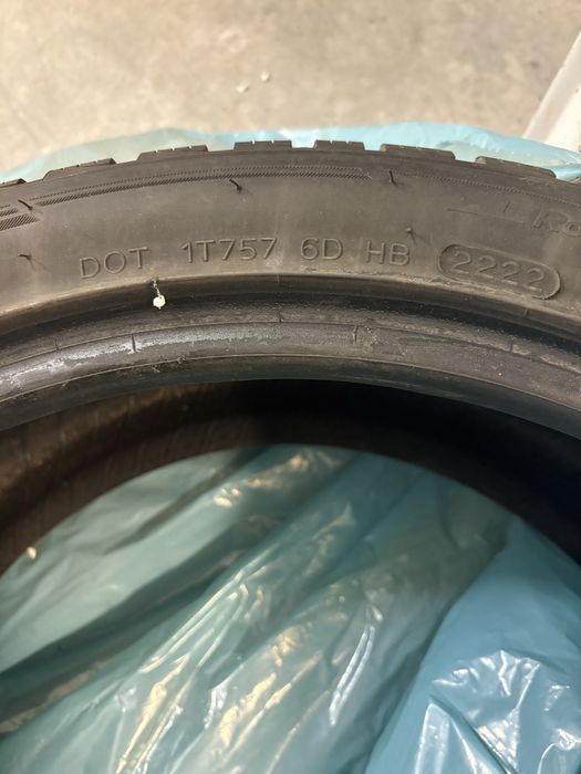 Opony zimowe Hankook winter 235/40/19