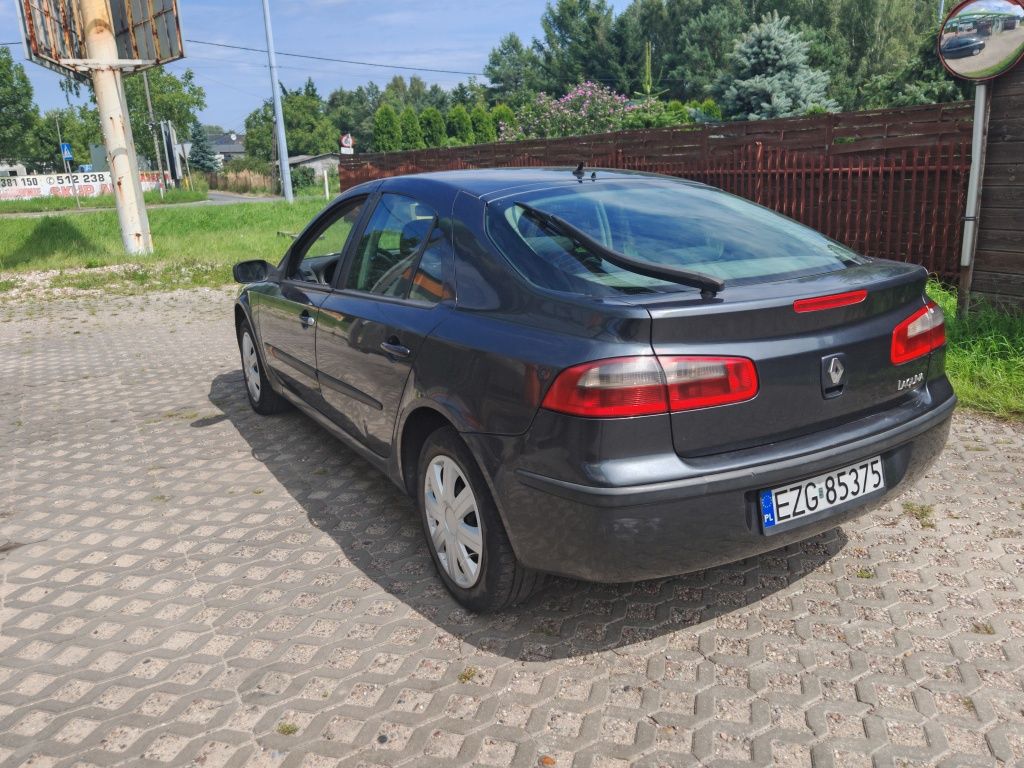 Laguna 1.9 TDI jeżdżąca