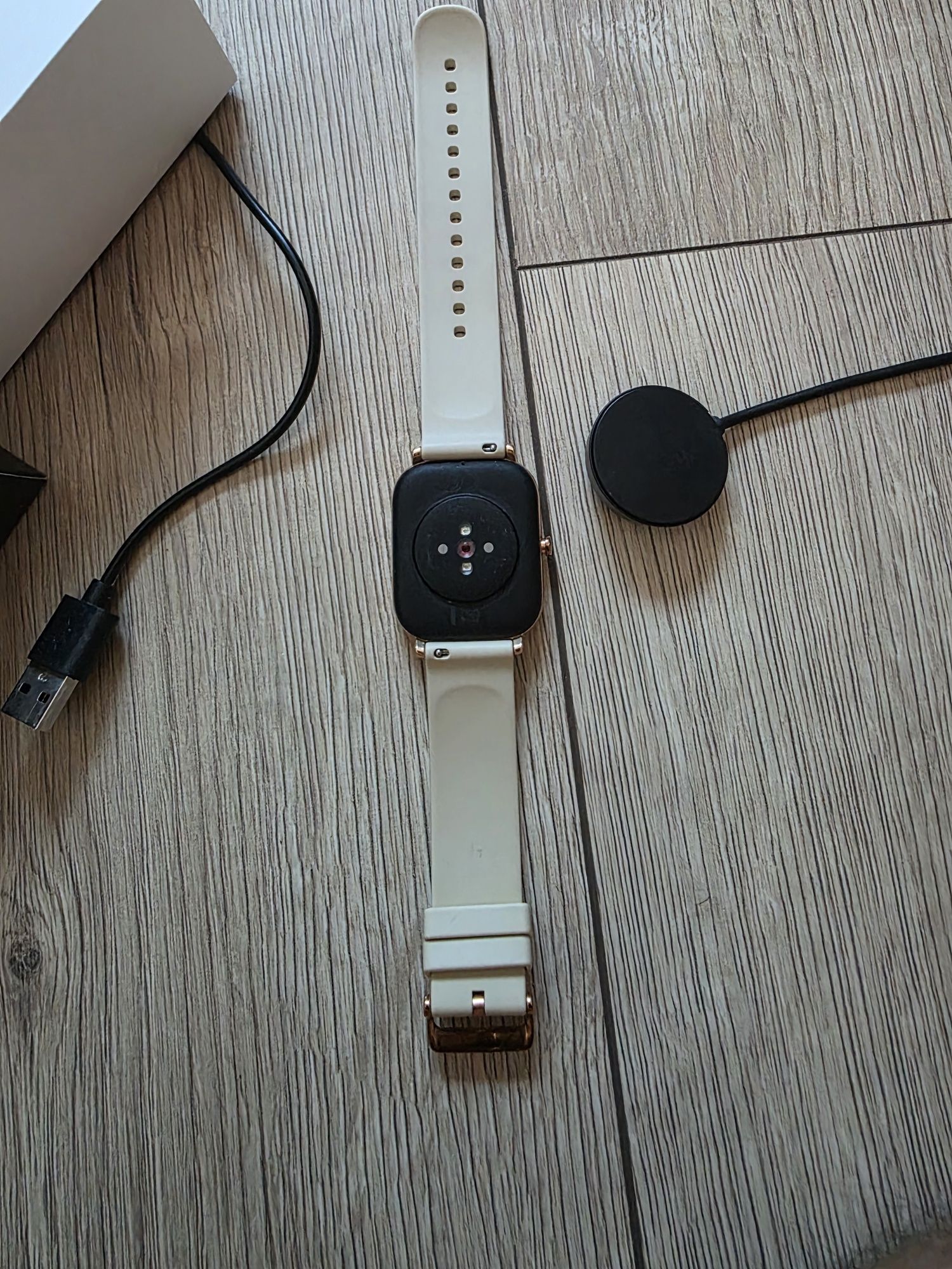 Smartwatch amazfit gts złoty (gps, wysokościomierz itp)