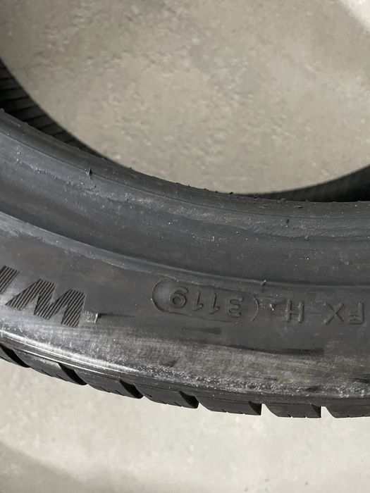 225/40 r 18 Hankook winter i cept evo 2