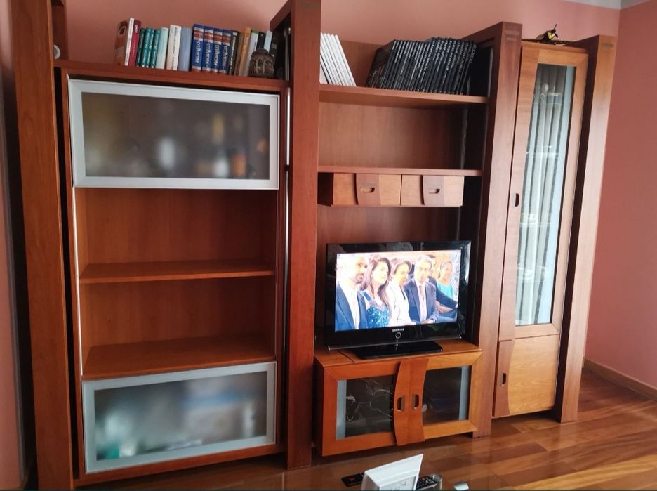 Móvel de Sala Estar em Cerejeira