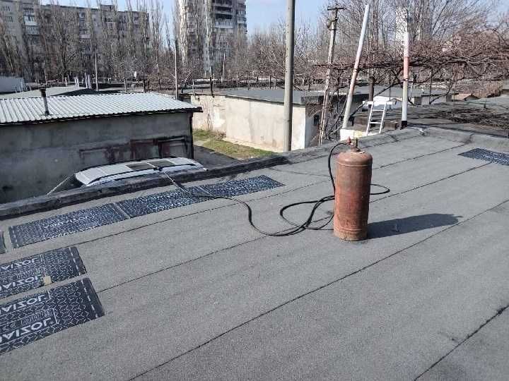 Кровельщик Ремонт, замена крыши дома, балкона, гаража. В Одессе и обл.