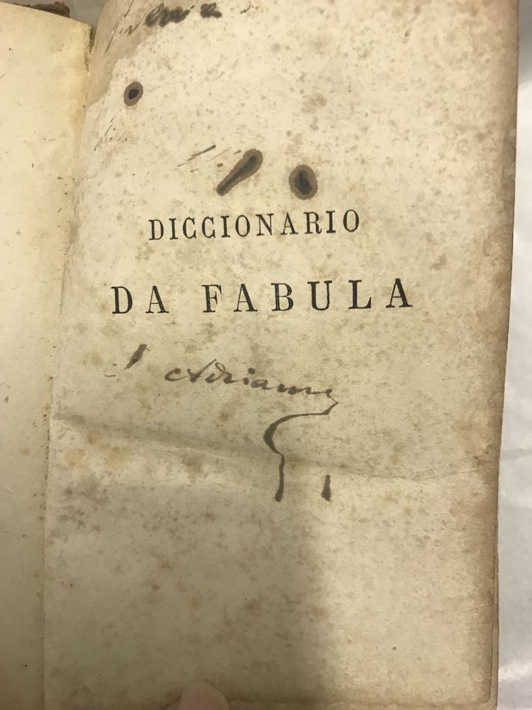 Dicionario da Fabula traduzido de Chopré muito antigo