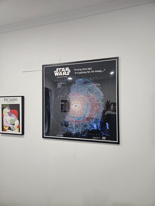 Mapa Star Wars em moldura.