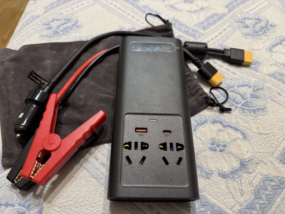 Інвертор Baseus 500W з чистою сінусоідою