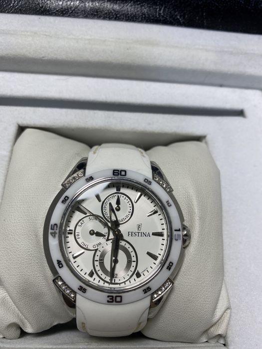 Женские часы FESTINA