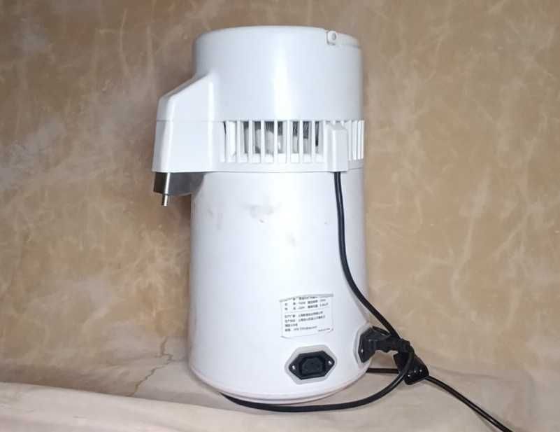 Дистиллятор на 4 літри 800w модель BST-007