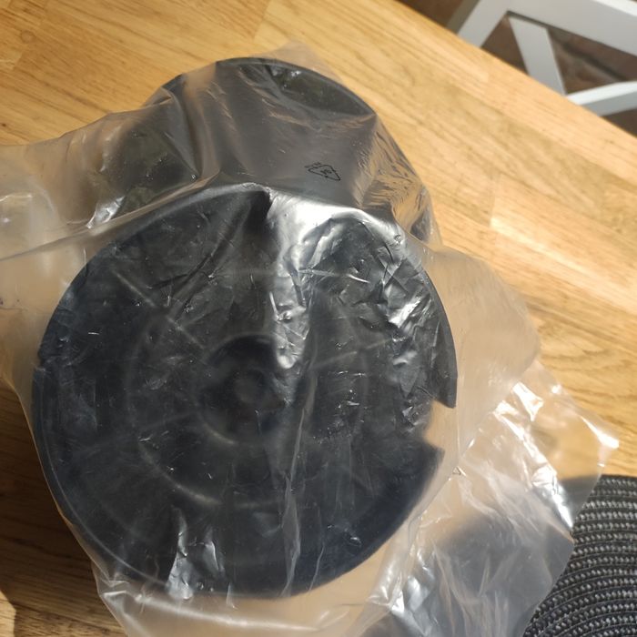 Filtr węglowy 2szt do okapu Whirlpool AKR749