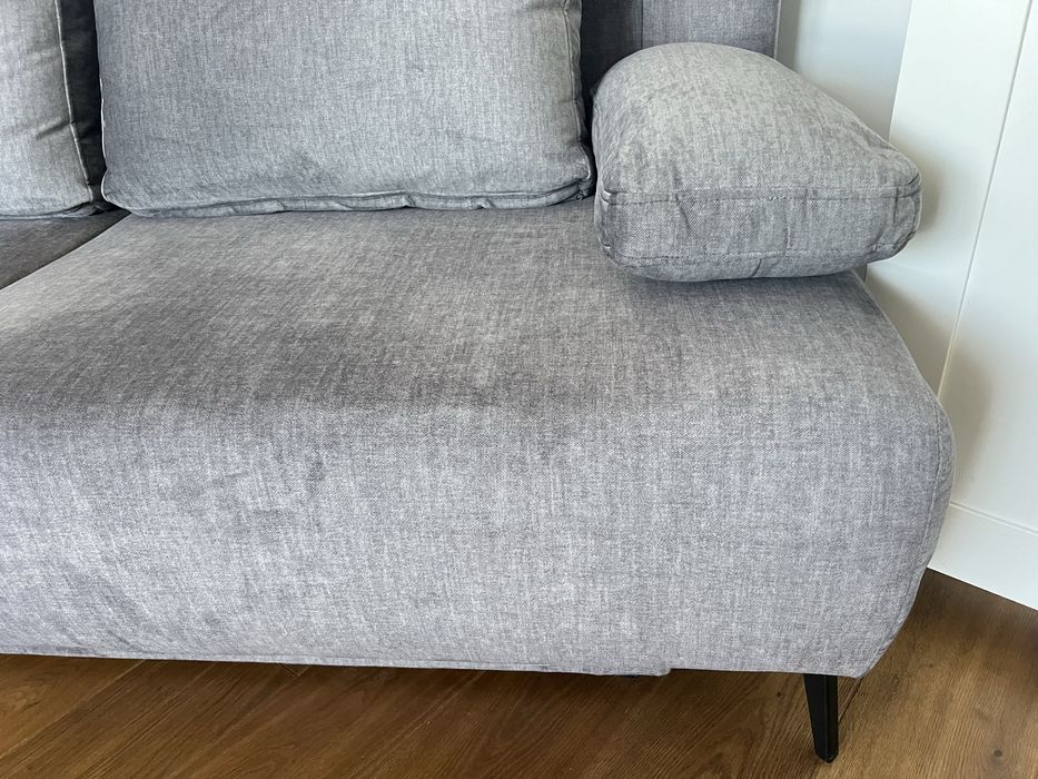 Sofa, kanapa rozkladana Darwin (Agata Meble) 150x196cm, szara