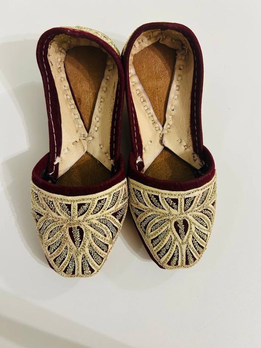 Тапочки туфельки східні кебіс