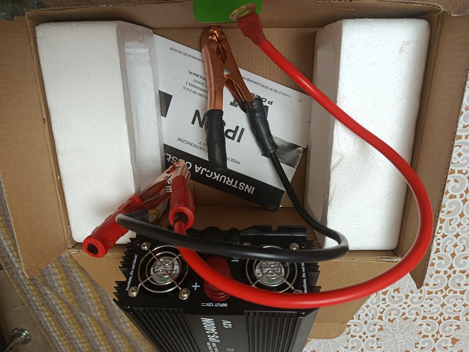 Інвертор* Перетворювач напруги 12в  220в