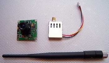 Nadajnik i Odbiornik FPV z kamer Sony  o mocy nadawczej 200mW / 900MHz