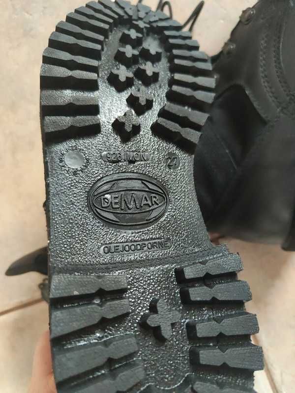 Buty Trzewiki wojskowe  wz 926/MON nr.27/42 DEMAR