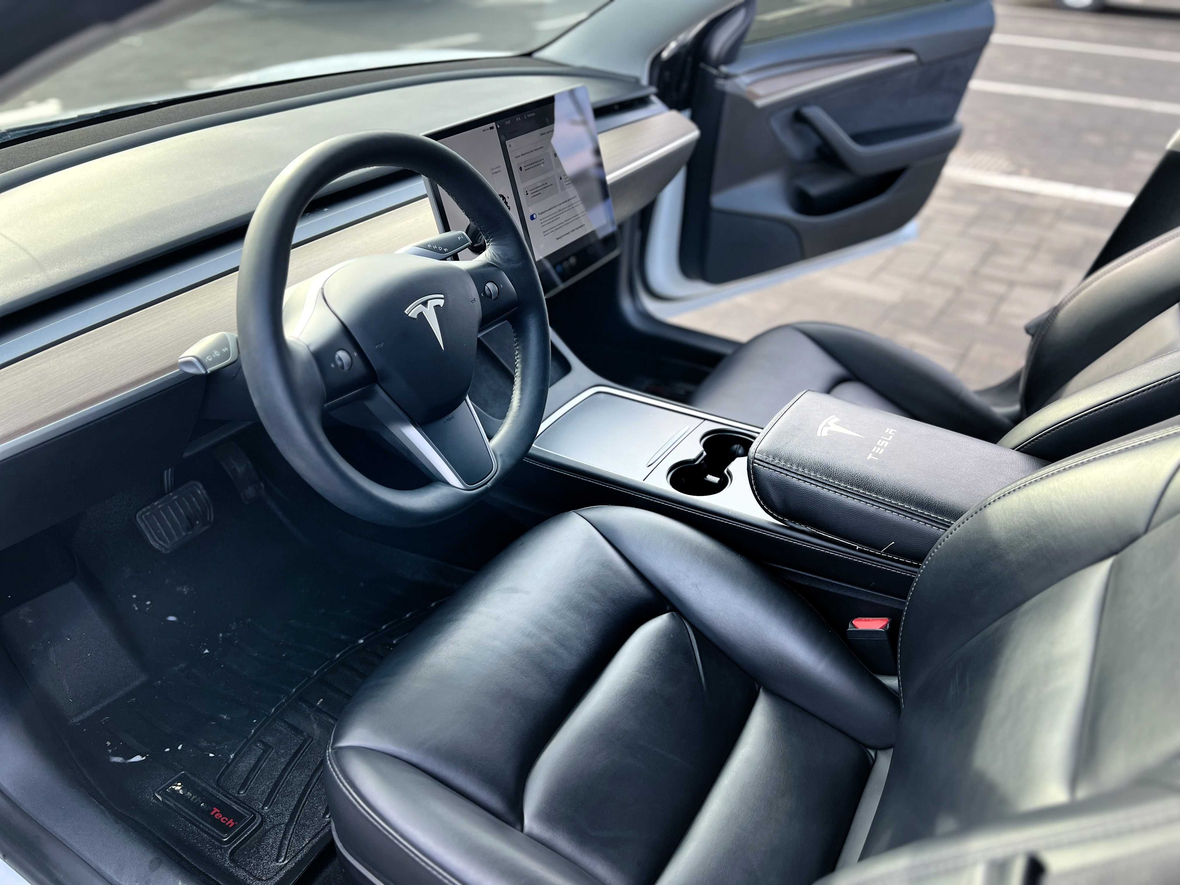 Tesla Model 3 Long Range Dual Motor AWD 2021 рік